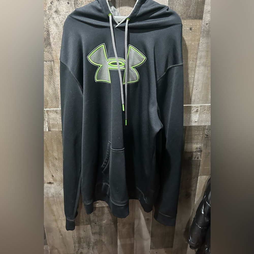 Under Armour Shirts | Men's Under
Armour Storm Hoodie
